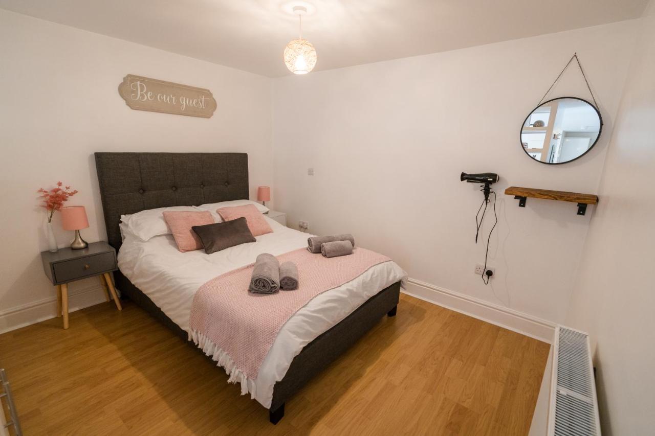 Bess'S Snug Appartement Matlock  Buitenkant foto